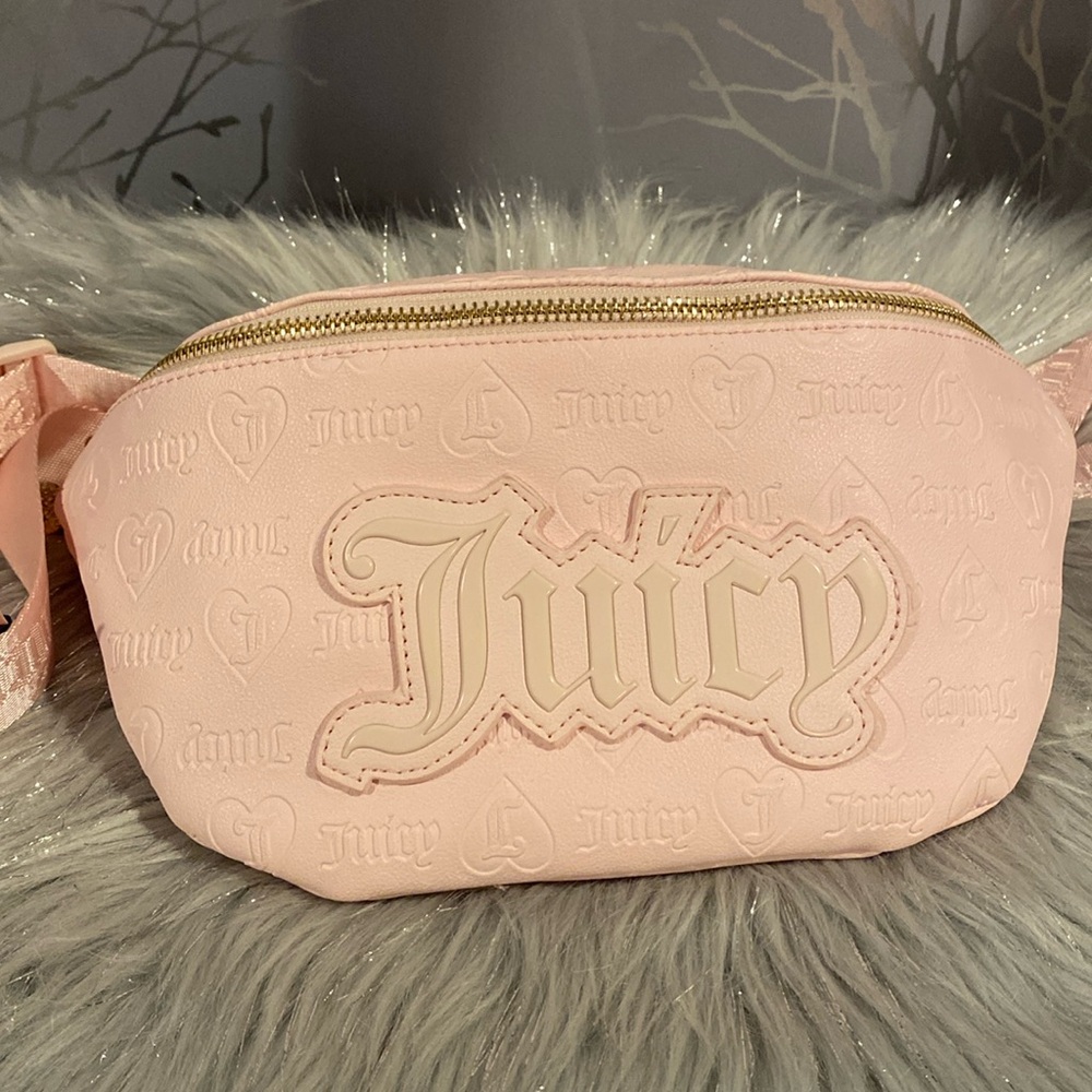 BNWT JUICY COUTURE Upgrade U Fanny Bag in Blush Pink